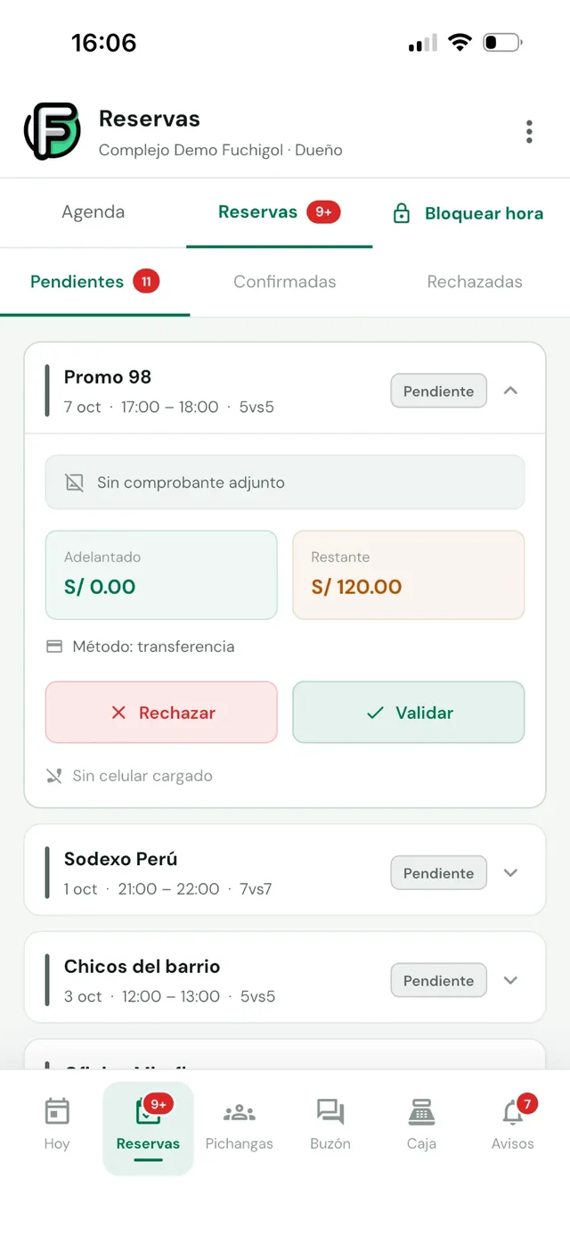 Reservas y pagos: Cada solicitud con su adelanto y su saldo. Validas o rechazas con un toque.